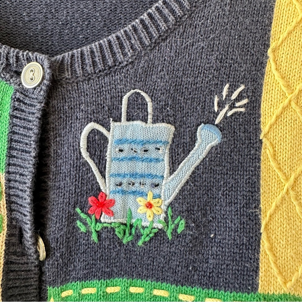 Quirky Vintage Navy and Green Gardening Themed Cardigan - Picture 2 of 8